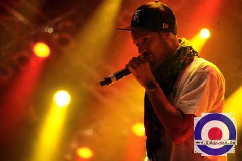 Freundeskreis (D) 13. Chiemsee Reggae Festival - Übersee - Main Stage 17. August 2007 (2).JPG